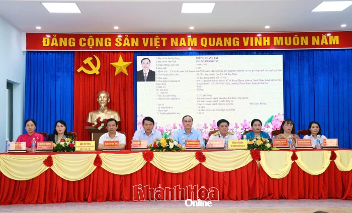 Người ứng cử đại biểu Quốc hội khóa XVI, đại biểu HĐND tỉnh tiếp xúc cử tri phường Bắc Cam Ranh và xã Cam Lâm