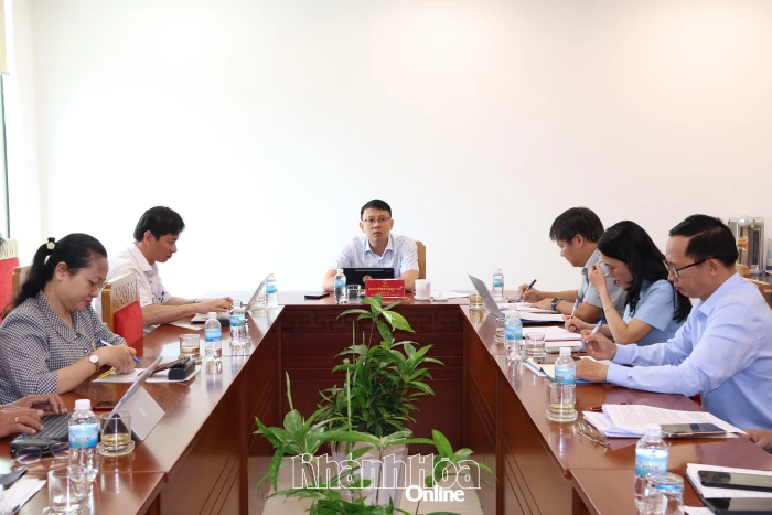 Phó Chủ tịch UBND tỉnh Nguyễn Thanh Hà họp Tổ giúp việc Nghị quyết số 57