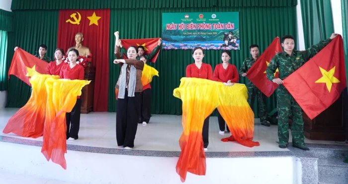 Các xã Vạn Thắng, Vạn Ninh, Vạn Hưng phối hợp tổ chức Ngày hội Biên phòng toàn dân