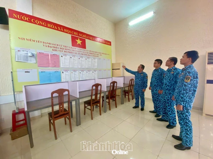 Hội nghị quán triệt, kiểm tra, phân công nhiệm vụ và luyện tập chuẩn bị bầu cử tại Trung đoàn 196 Hải quân