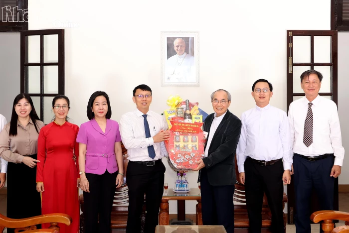 Phó Chủ tịch UBND tỉnh Nguyễn Thanh Hà thăm các cơ sở tôn giáo nhân dịp lễ Phục sinh