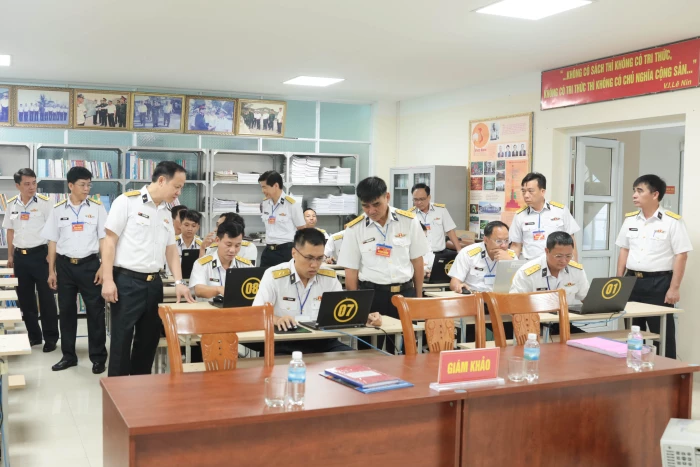 Cục Hậu cần - Kỹ thuật Hải quân tổ chức hội thi cán bộ giảng dạy chính trị năm 2026
