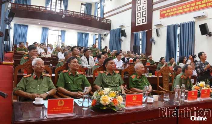 Hội Cựu Công an nhân dân tỉnh Khánh Hòa triển khai công tác năm 2026 và mừng thọ hội viên