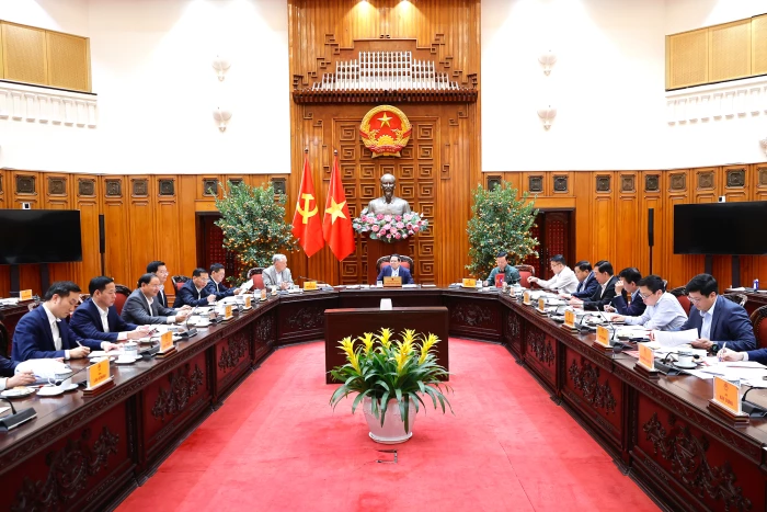 Thủ tướng Chính phủ họp với tỉnh Khánh Hòa về tiến độ thực hiện các dự án điện hạt nhân