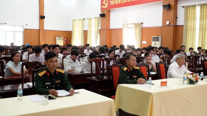 Cam Ranh tổ chức tư vấn tuyển sinh quân sự năm 2026