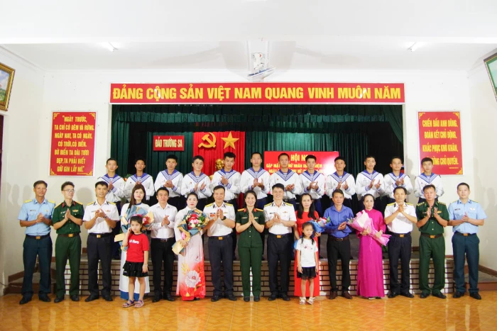 Đặc khu Trường Sa sôi nổi các hoạt động kỷ niệm Ngày Quốc tế Phụ nữ