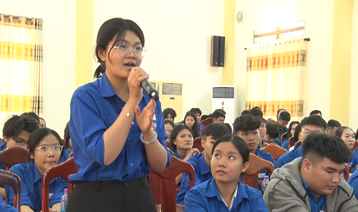 Xã Diên Khánh tổ chức hội nghị đối thoại giữa Chủ tịch UBND xã với thanh niên năm 2026