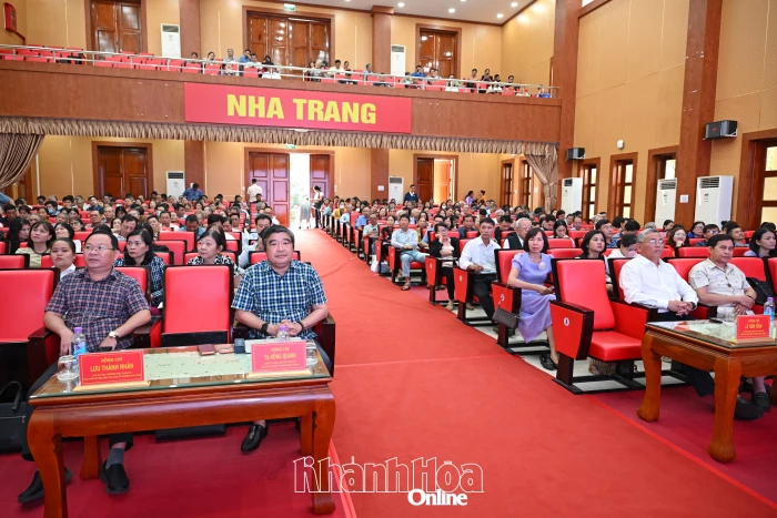 Phường Nha Trang tập huấn triển khai công tác bầu cử