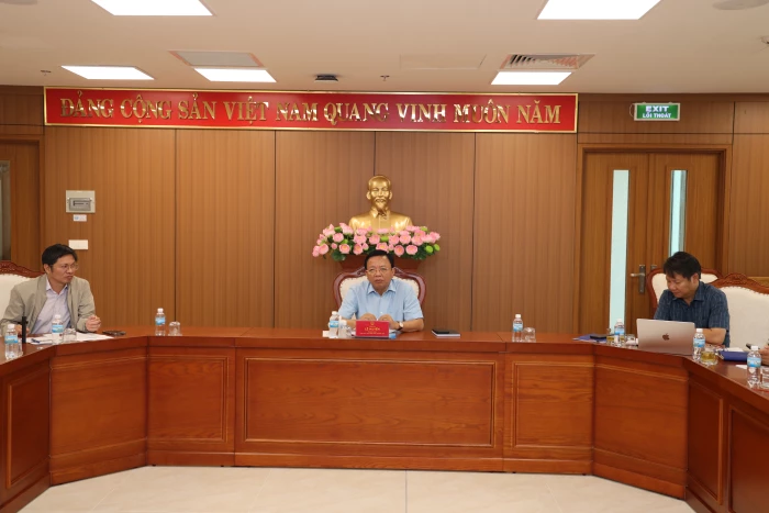 Khẩn trương hoàn thành sửa chữa các tuyến đường bị xuống cấp do mưa lũ