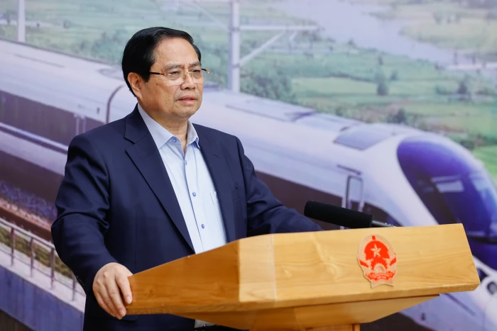 Tiếp tục hoàn thiện thể chế để phát triển hạ tầng đường sắt