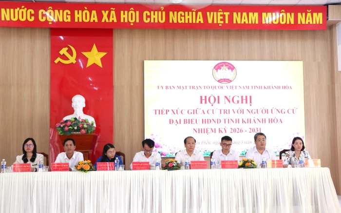 Phó Bí thư Tỉnh ủy, Chủ tịch Ủy ban MTTQ Việt Nam tỉnh Nguyễn Khắc Hà và những người ứng cử đại biểu HĐND tỉnh nhiệm kỳ 2026-2031 tiếp xúc cử tri xã Diên Điền và xã Diên Lâm
