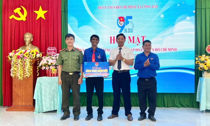 Xã Công Hải họp mặt kỷ niệm 95 năm Ngày thành lập Đoàn