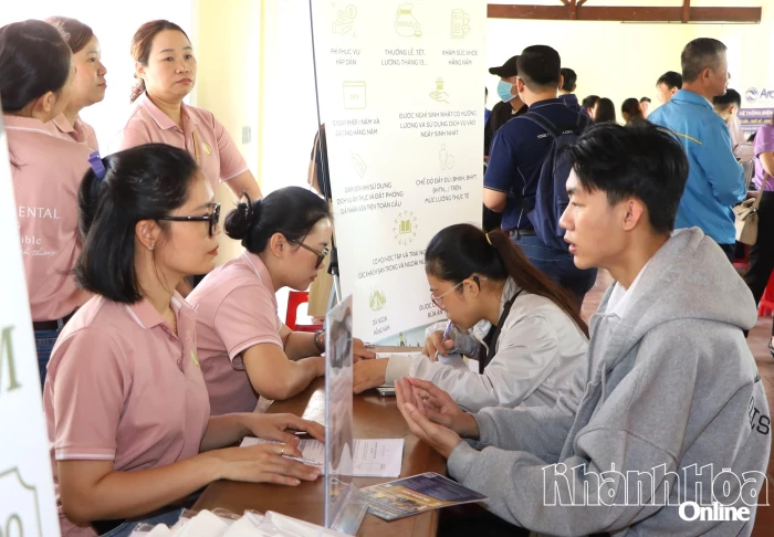 Nhiều cơ hội việc làm cho người lao động