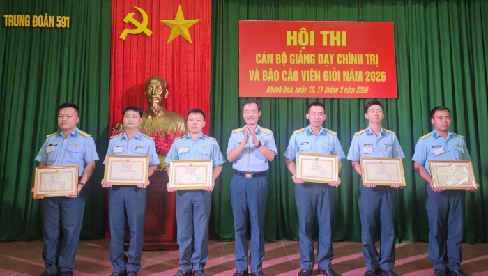 Trung đoàn 591, Sư đoàn Phòng không 377 tổ chức Hội thi cán bộ giảng dạy chính trị và báo cáo viên giỏi năm 2026