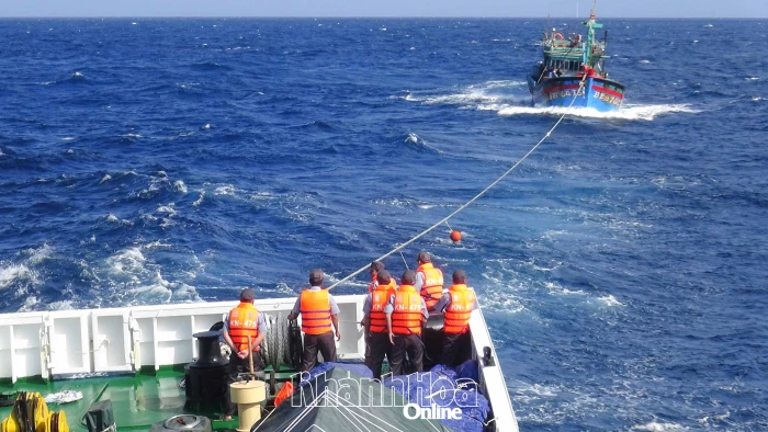 Chi đội Kiểm ngư số 4: Đồng hành hỗ trợ ngư dân vươn khơi