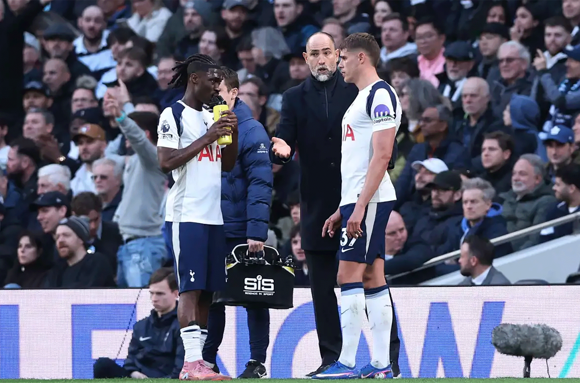 Tottenham đứng trước nguy cơ xuống hạng ở mùa giải này