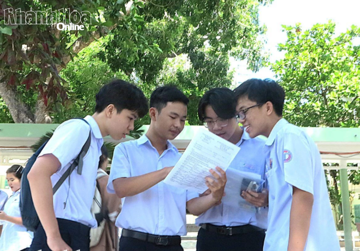 Tập trung nguồn lực nâng cao chất lượng dạy và học tiếng Anh