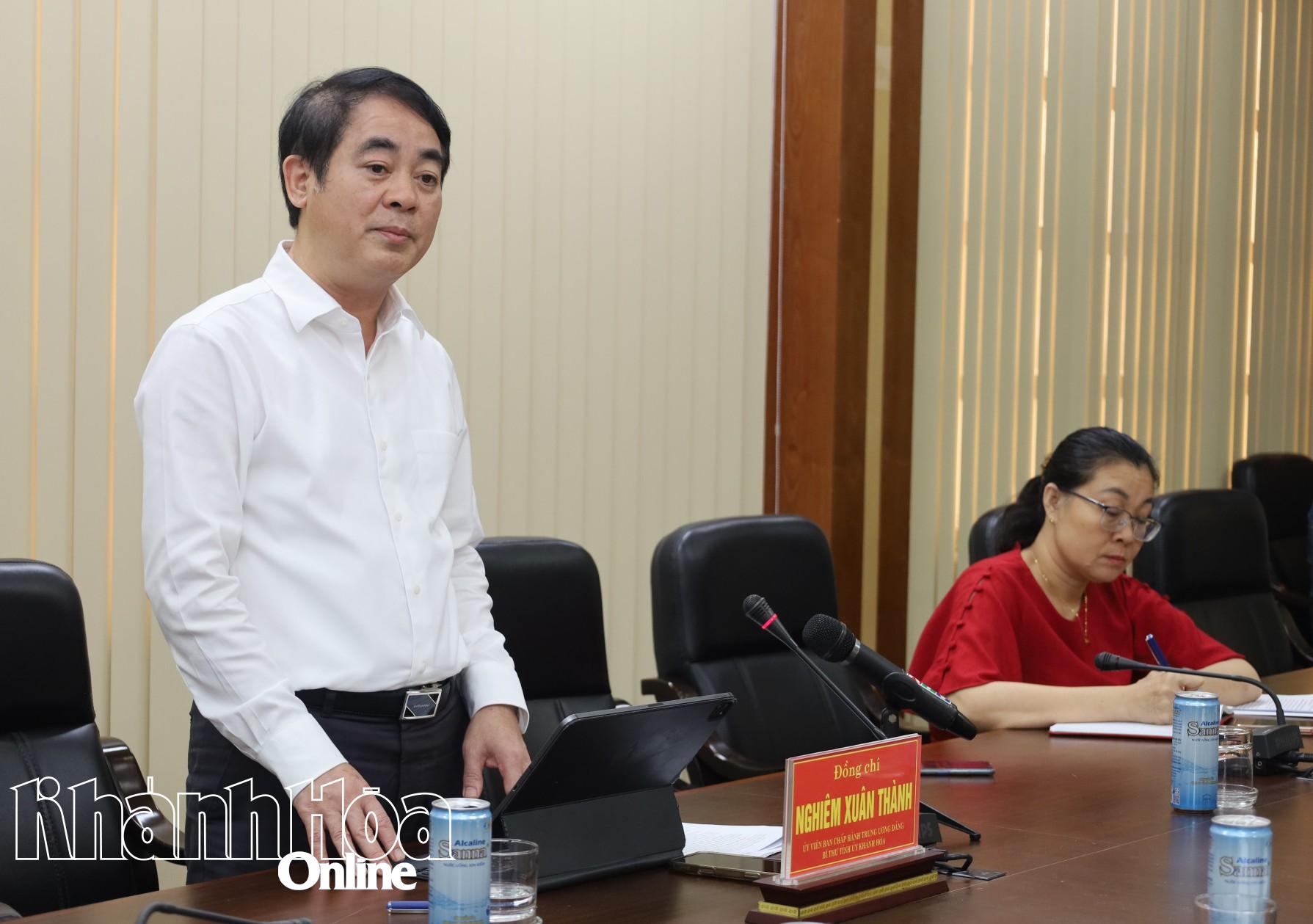 Cơ quan, đơn vị có số giờ làm việc trung bình hàng ngày cao bất thường phải giải trình