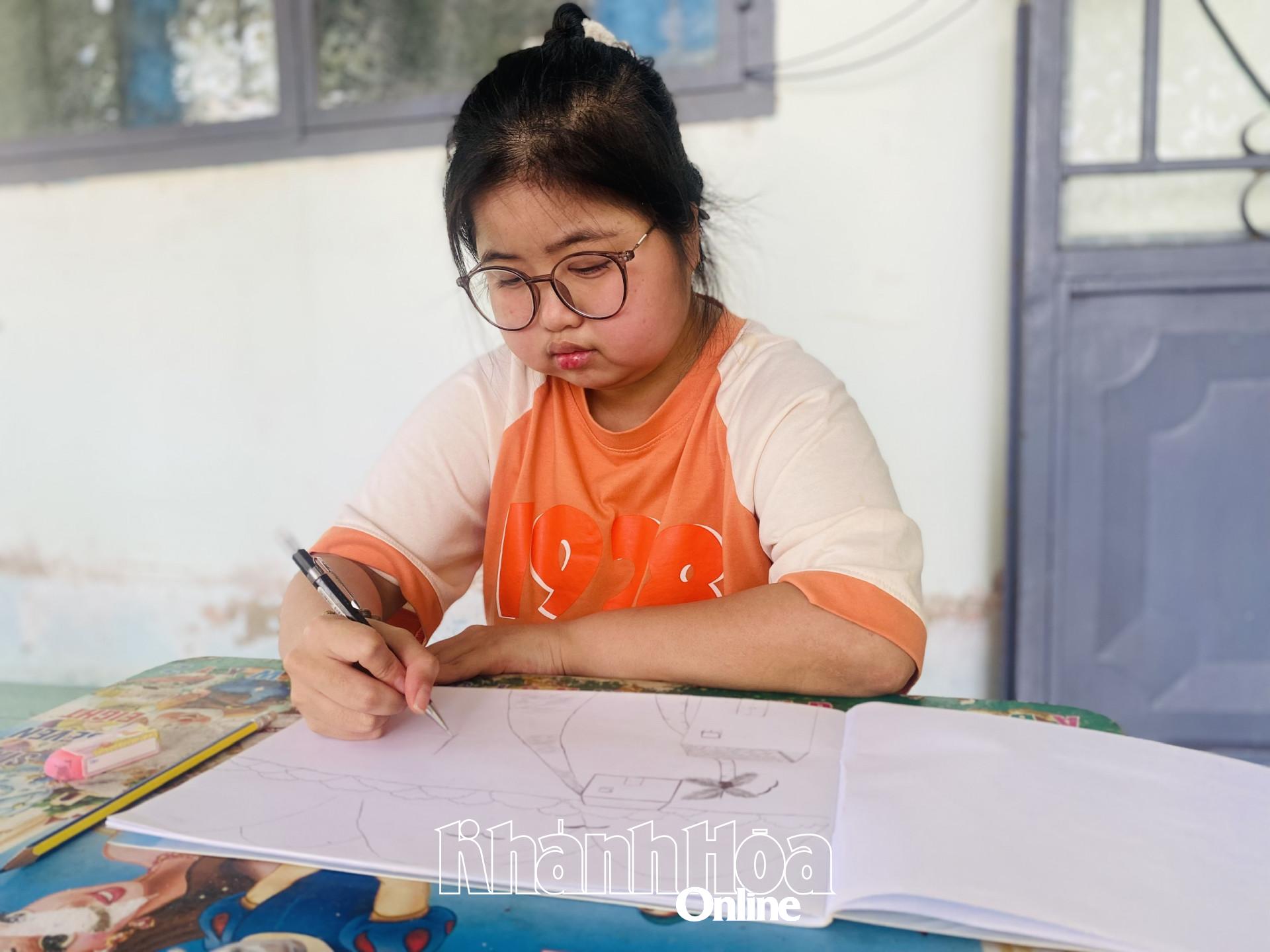 Nữ sinh phải nghỉ học vì mắc bệnh hiểm nghèo