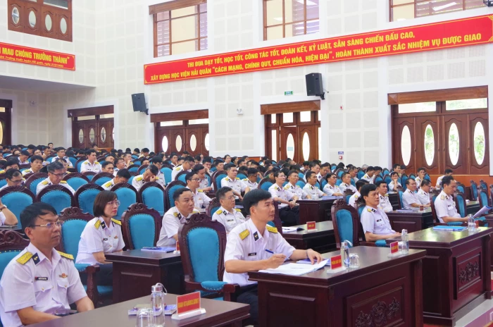 Học viện Hải quân tổ chức cuộc thi ảnh chào mừng 71 năm Ngày truyền thống