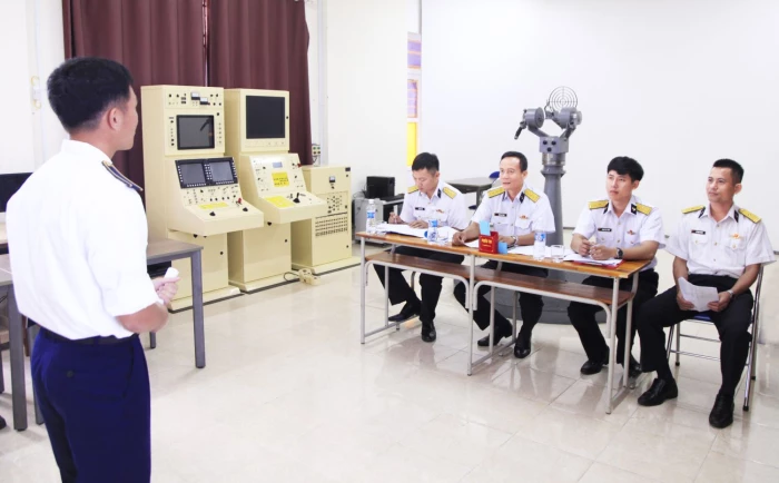 Lữ đoàn 162 kiểm tra học viên kết thúc thực tập tại đơn vị