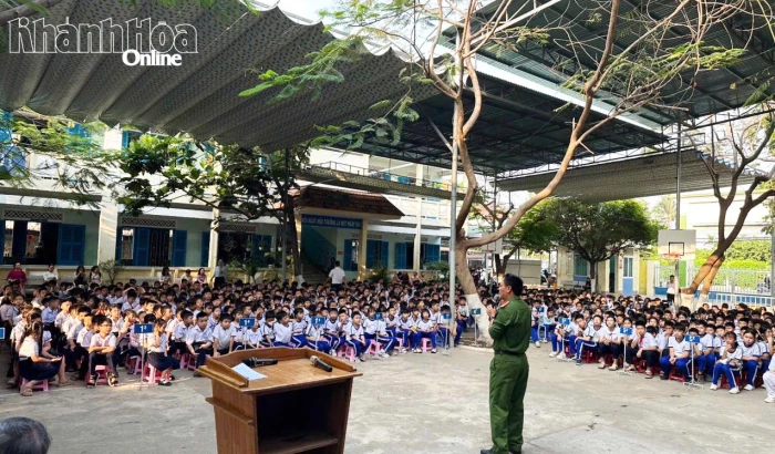 Trường Tiểu học Vĩnh Thạnh tổ chức tuyên truyền về phòng cháy, chữa cháy