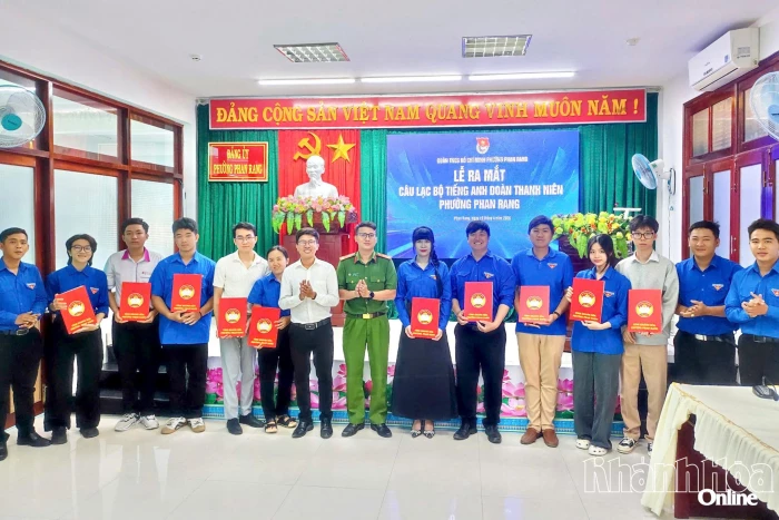 Lan tỏa phong trào học ngoại ngữ