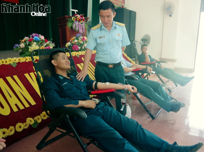 Trung đoàn 274, Sư đoàn Phòng không 377 tổ chức “Ngày hội hiến máu tình nguyện” đợt 2 năm 2026