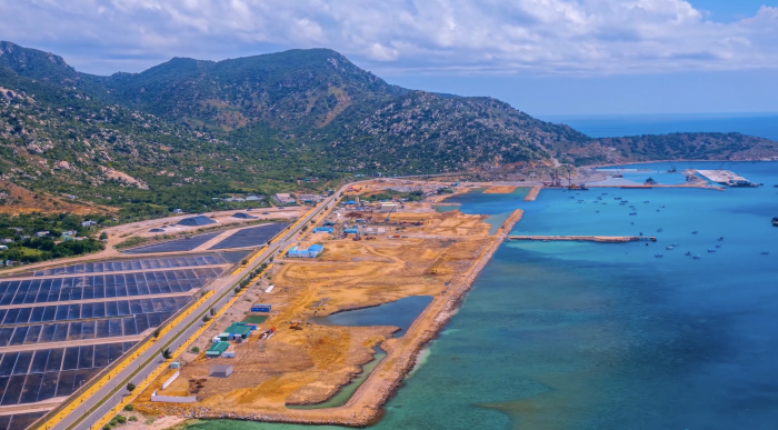 Tổ hợp công nghiệp - năng lượng Cà Ná chuyển mình