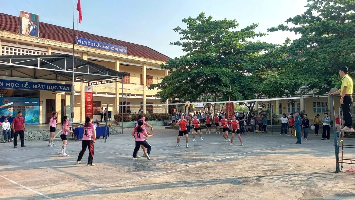 Khai mạc Giải bóng chuyền hơi nữ xã Suối Hiệp năm 2026