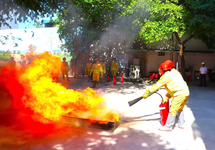 Công ty Cổ phần Điện lực Khánh Hòa bồi dưỡng nghiệp vụ phòng cháy, chữa cháy