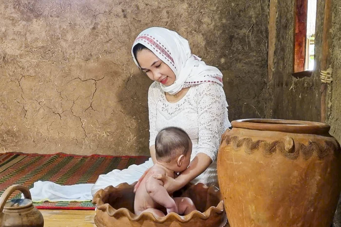 Khăn đội đầu - nét đẹp văn hóa của phụ nữ Chăm