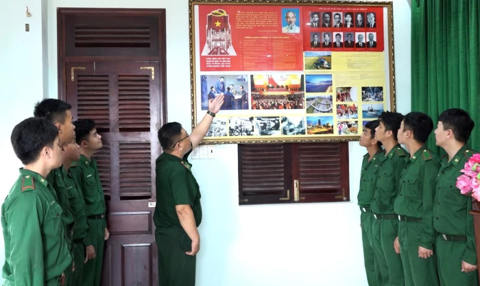 Đồn Biên phòng Cầu Bóng chú trọng giáo dục chính trị, tư tưởng cho cán bộ, chiến sĩ