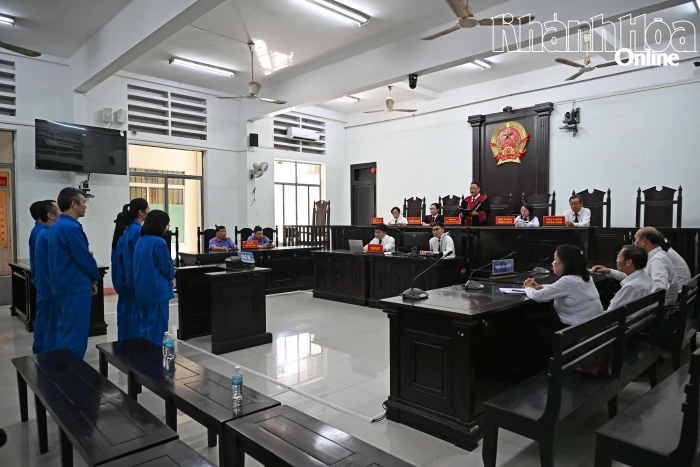 Vụ vi phạm quy định về đấu thầu: 6 bị cáo lãnh án