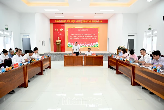 Đoàn kiểm tra số 327 của Ban Thường vụ Tỉnh ủy kiểm tra công tác lãnh đạo, chỉ đạo sắp xếp tổ chức bộ máy tại 4 xã, phường