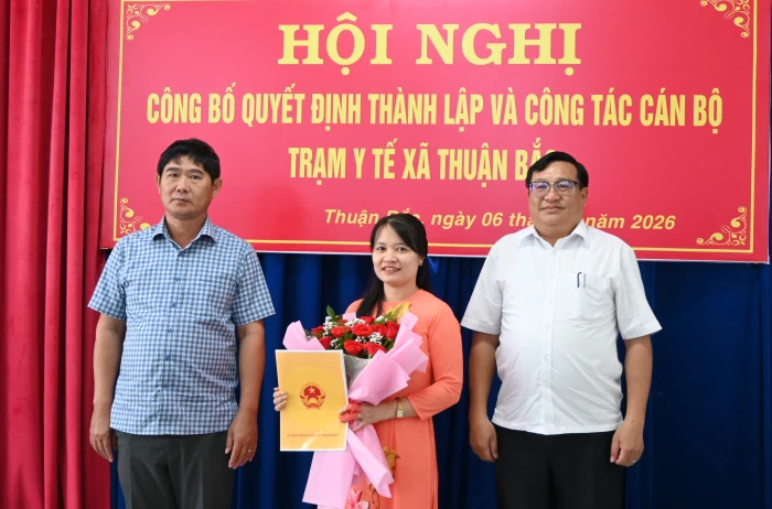 Xã Thuận Bắc công bố quyết định thành lập trạm y tế
