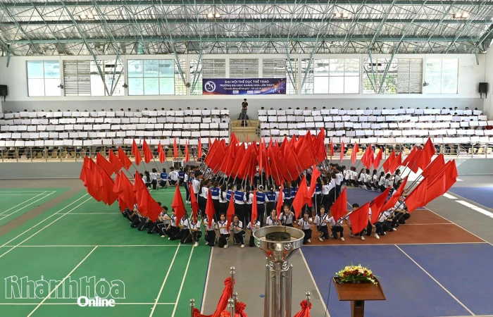 Khai mạc Đại hội Thể dục thể thao Trường Đại học Khánh Hòa lần thứ II