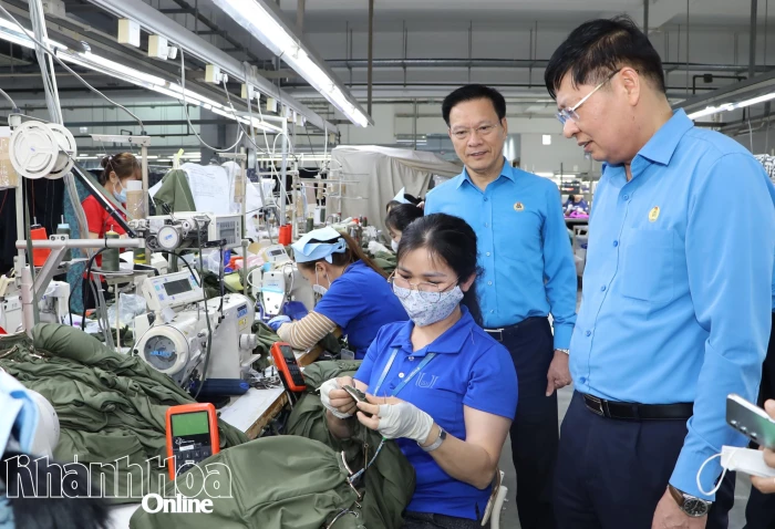 Tuyên truyền, giáo dục chính trị, tư tưởng, pháp luật cho công nhân: Yêu cầu cấp thiết trong giai đoạn mới