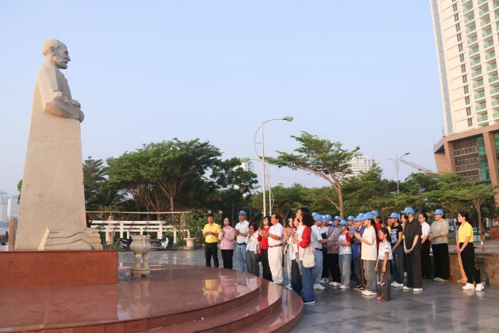 Học sinh khuyết tật trải nghiệm hành trình theo dấu bác sĩ Yersin