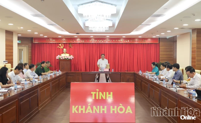 Thường trực Tỉnh ủy Khánh Hòa giao ban công tác tháng 3