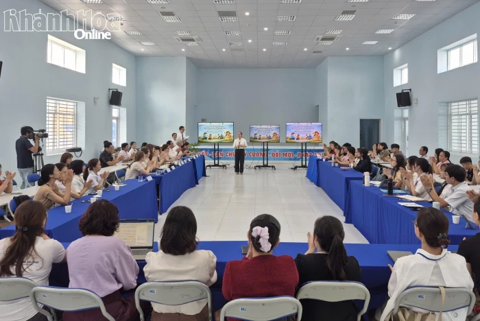 100 chuyên gia, bác sĩ tham gia hội thảo về rối loạn phát triển thần kinh ở trẻ nhỏ