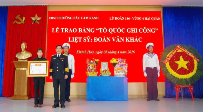 Trao bằng “Tổ quốc ghi công” cho liệt sĩ Đoàn Văn Khắc