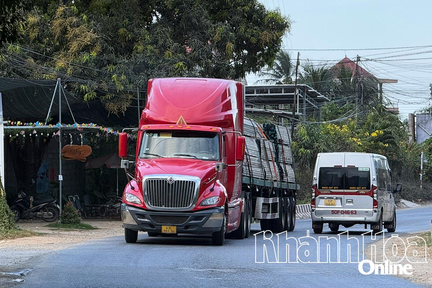 Bất cập nơi cửa ngõ vào cao tốc