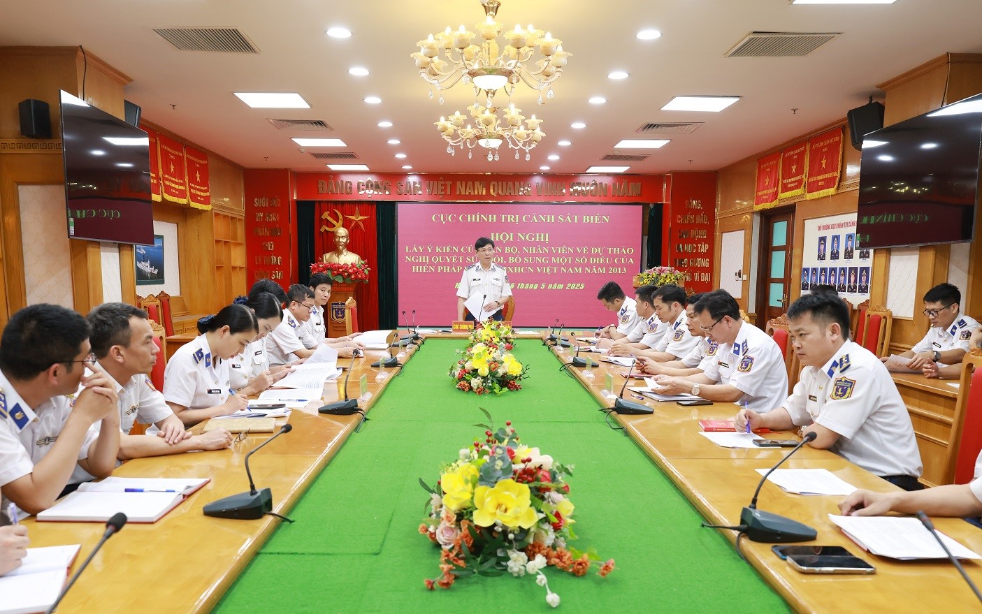 Cảnh sát biển Việt Nam góp ý dự thảo Nghị quyết sửa đổi, bổ sung một số điều của Hiến pháp năm 2013