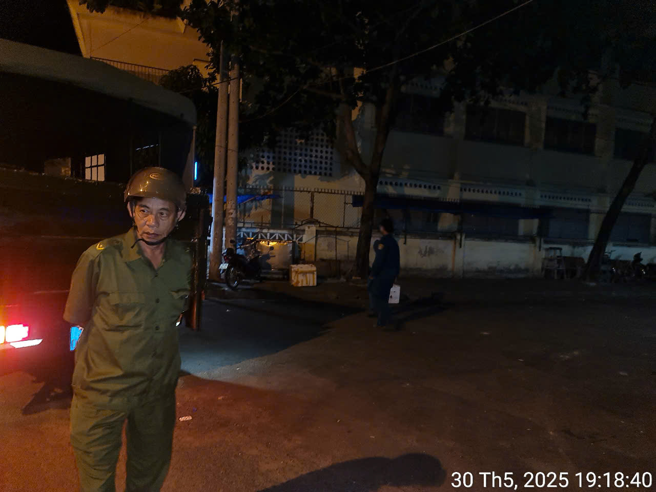 Quán nhậu lấn chiếm vỉa hè khu vực đường Nguyễn Công Trứ và Chu Văn An (TP. Nha Trang): Lực lượng chức năng đã xử lý