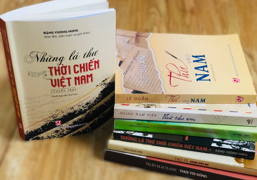 Những cánh thư kể chuyện chiến trường