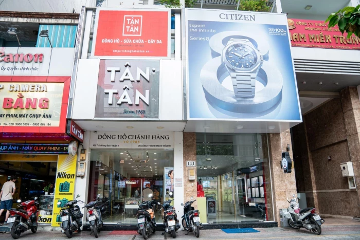 Đồng hồ Tân Tân: Thay pin đồng hồ chuẩn hãng giúp tránh lỗi bộ máy