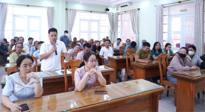 Xã Vạn Ninh tổ chức họp dân có đất bị ảnh hưởng bởi Dự án Đường ĐX 1 và đường Hải Thượng Lãn Ông