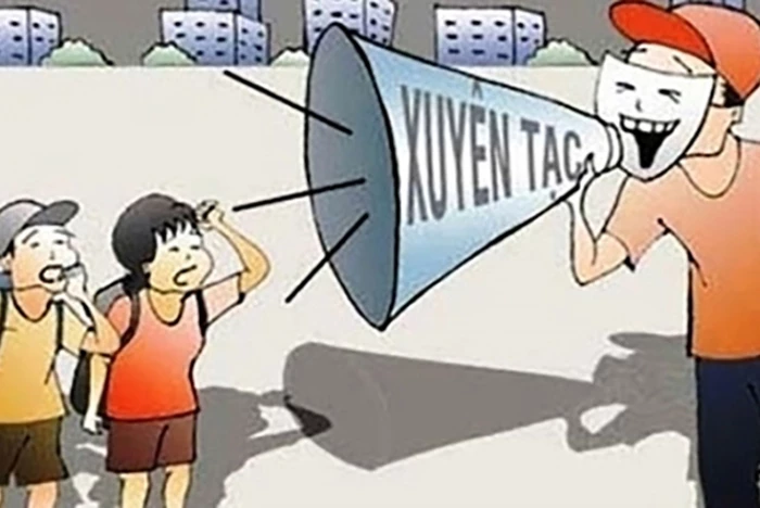 Đấu tranh, bác bỏ các luận điệu xuyên tạc lý luận về đường lối đổi mới
