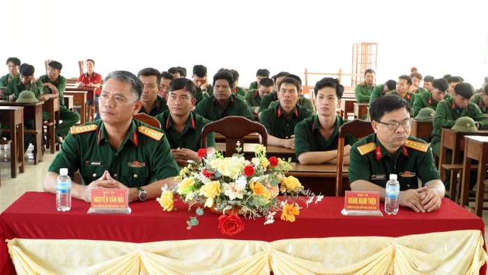 Khai mạc lớp huấn luyện cán bộ khung B Tiểu đoàn dự bị động viên Cam Ranh năm 2026